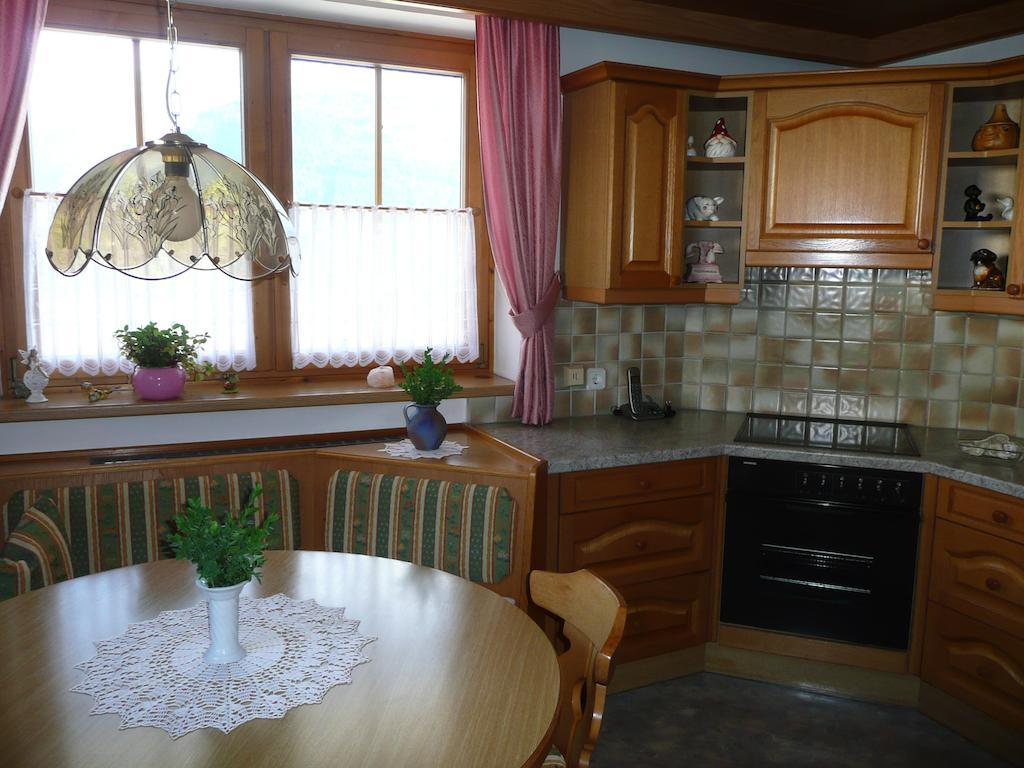 Haus Rosi Villa Uttendorf Room photo