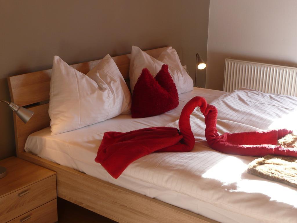 Haus Rosi Villa Uttendorf Room photo