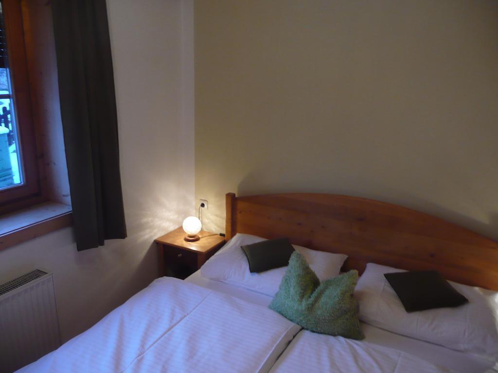 Haus Rosi Villa Uttendorf Room photo