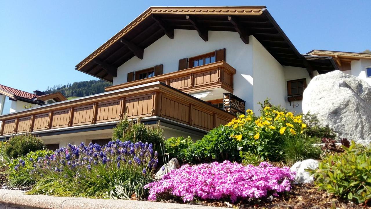 Haus Rosi Villa Uttendorf Exterior photo